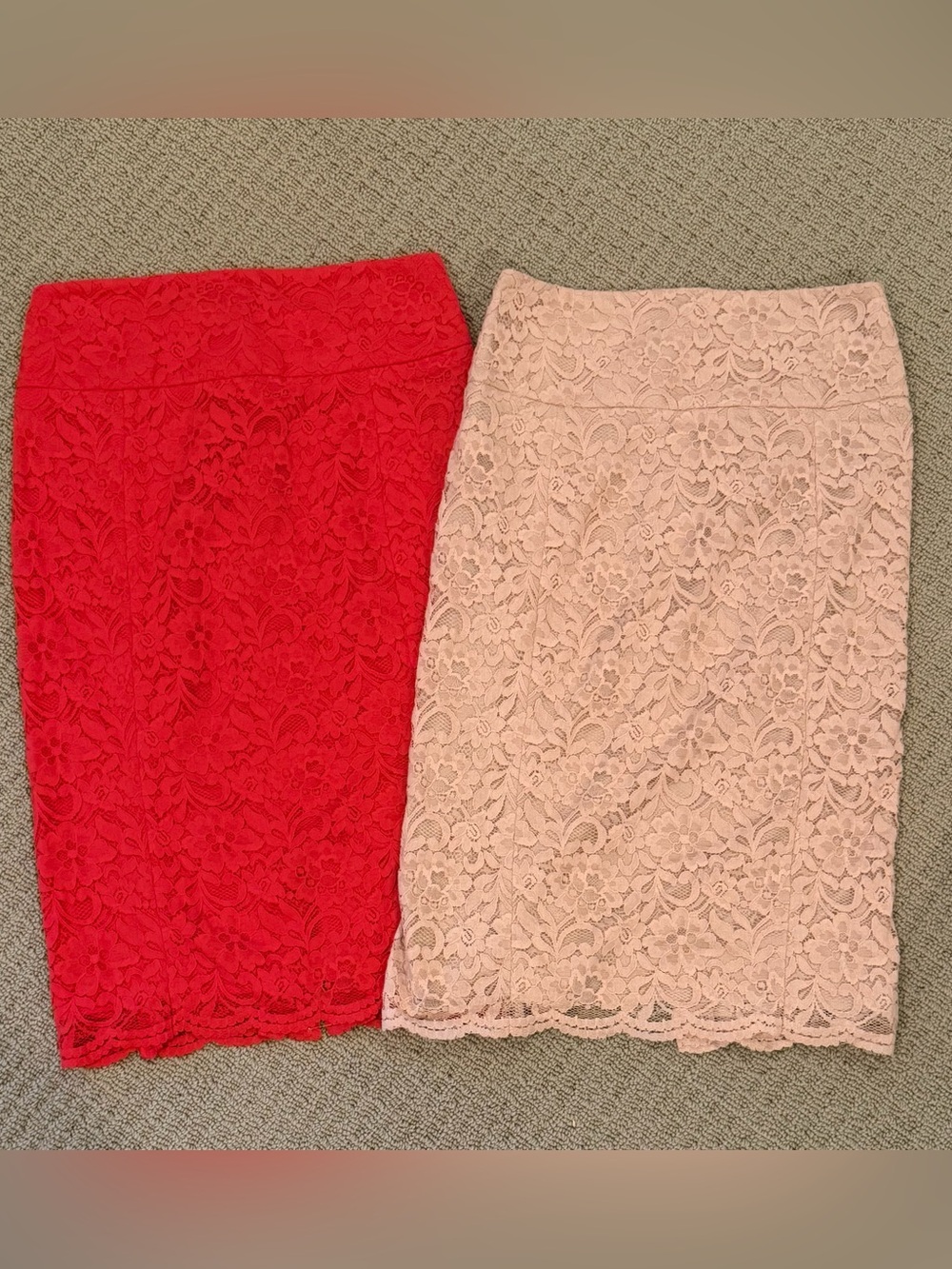 Set of NWT 2 Express Lace Pencil Skirts in Red Size 6 and Light Pink Size 4